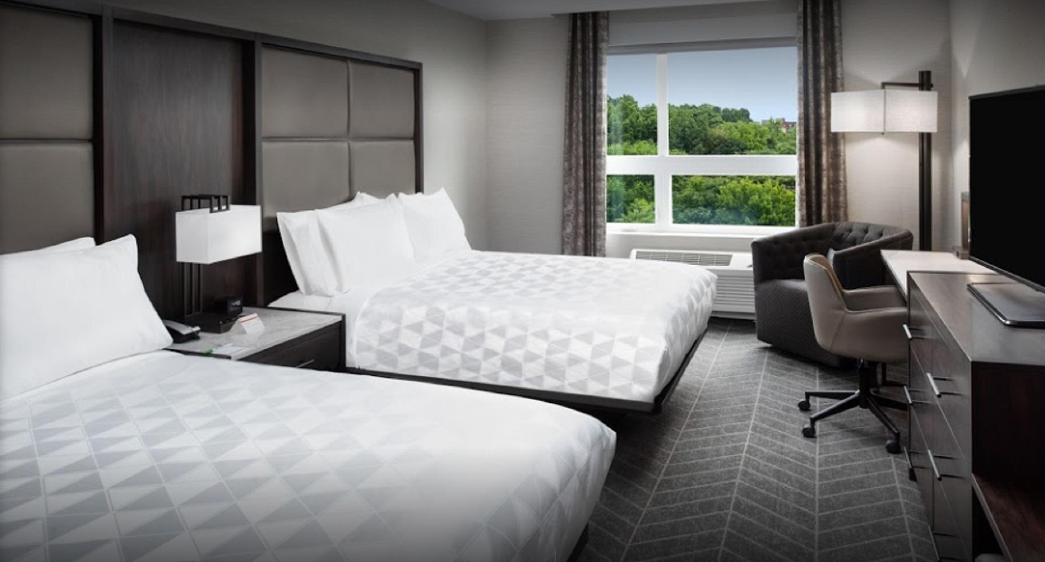 Holiday Inn Boston Logan Airport - Chelsea By Ihg Exterior photo